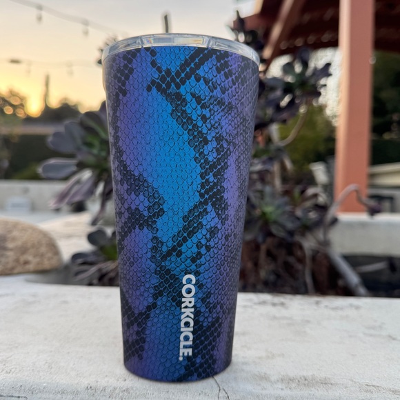 CORKCICLE rainboa TUMBLER snakeskin print iridescent rainbow EXTRA LID NEW 16oz - Picture 9 of 10
